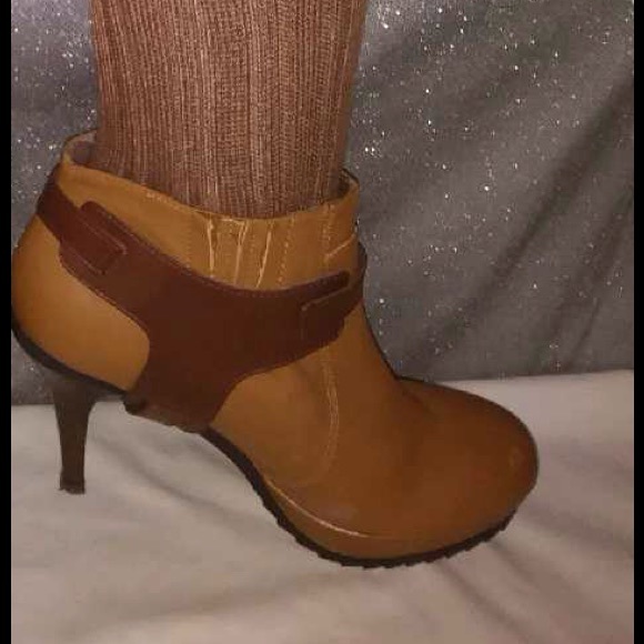 Bacio 61 Rivo Leather Bootsbuckle stirrup included - Picture 5 of 5